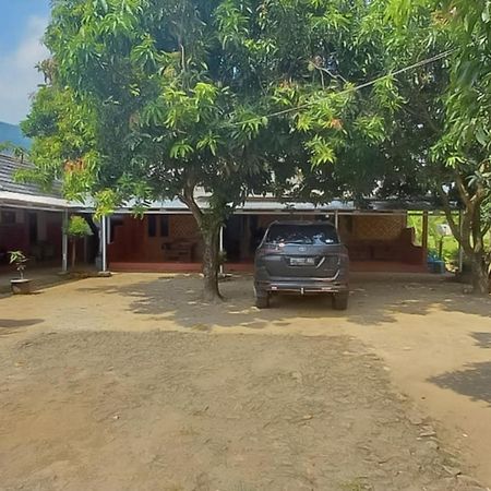 Hotel Aa Bungsu Syariah Balekambang Ciletuh Sukabumi Redpartner à Cilowa Extérieur photo